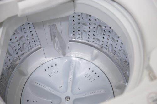 ランニングシューズは洗濯機で洗える？おすすめの洗い方とは？